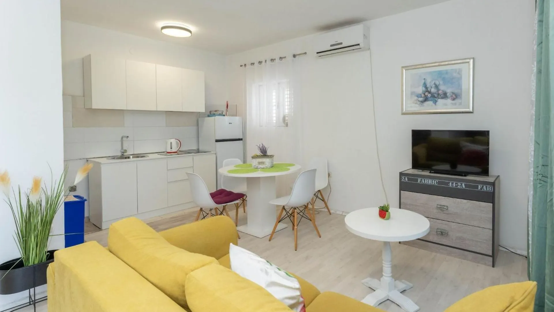 Holiday Home Sanda Gornji Karin